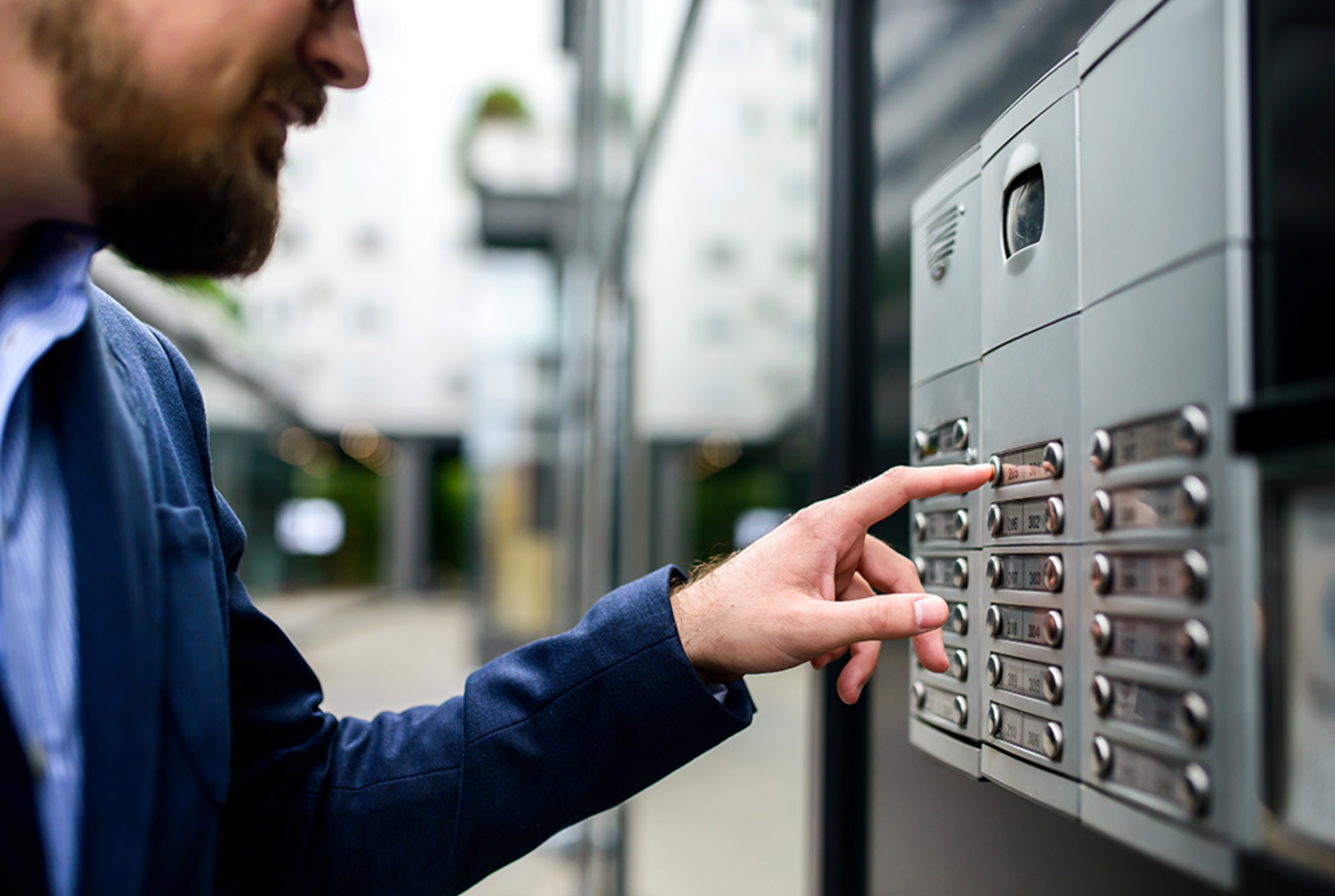 Sprech­anlagen bei Elektro Hofmann GmbH in Karlstadt