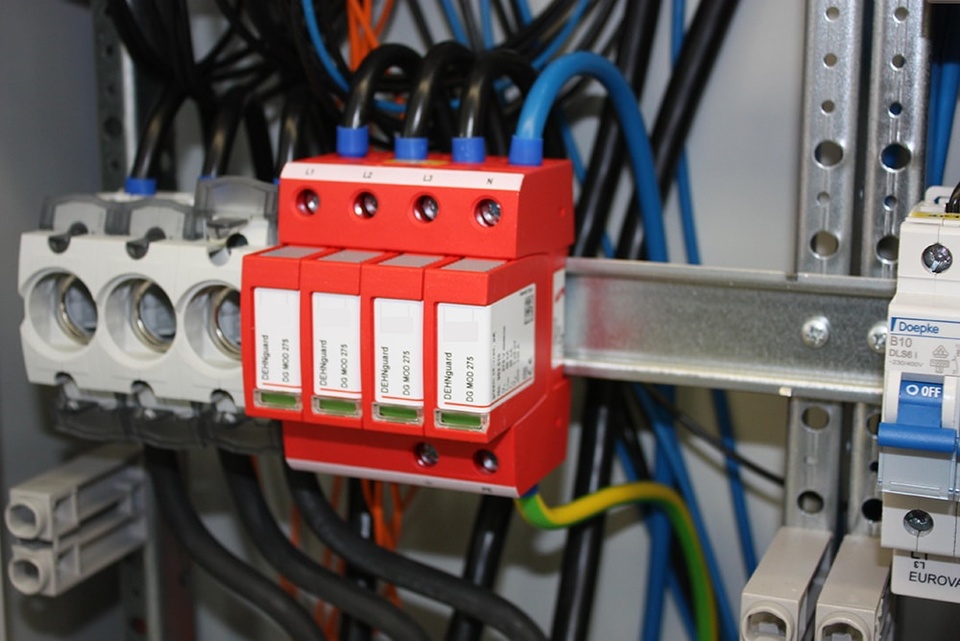U berspannungsschutz bei Elektro Hofmann GmbH in Karlstadt